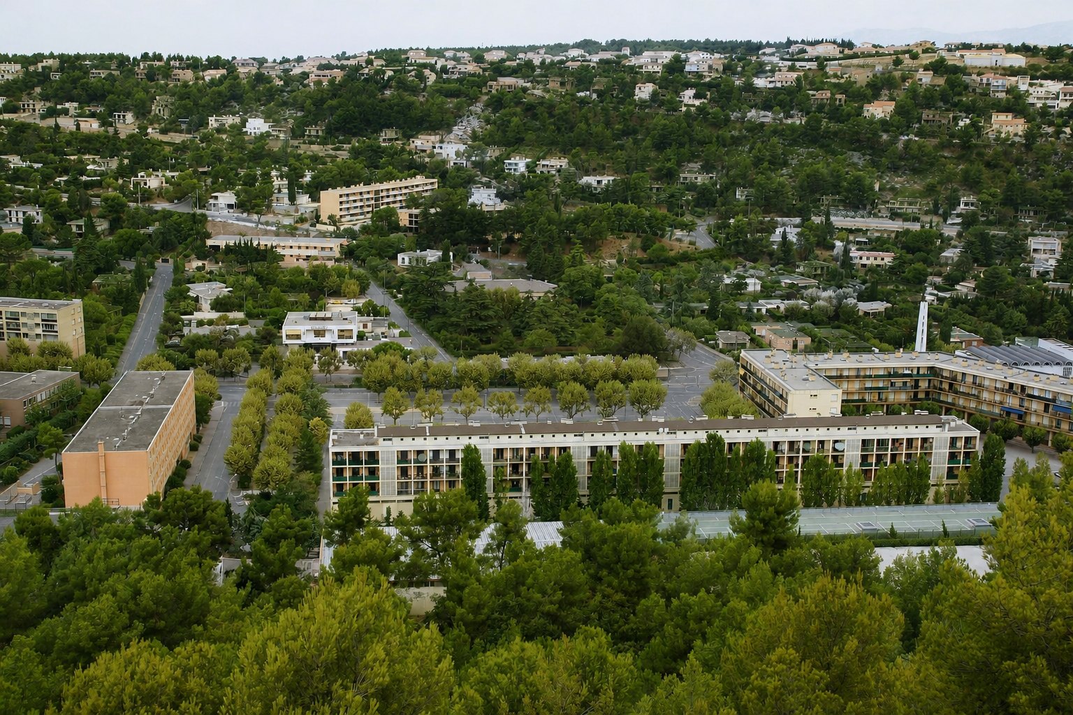 Vue panoramique de Carnoux-en-Provence