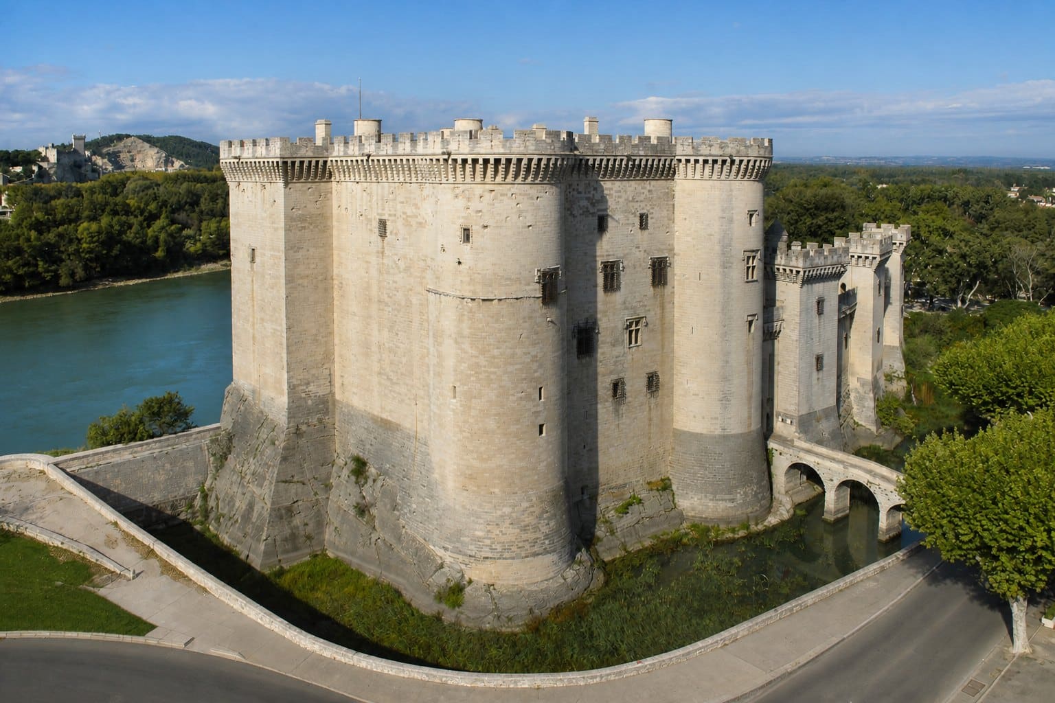 Vue panoramique de Tarascon